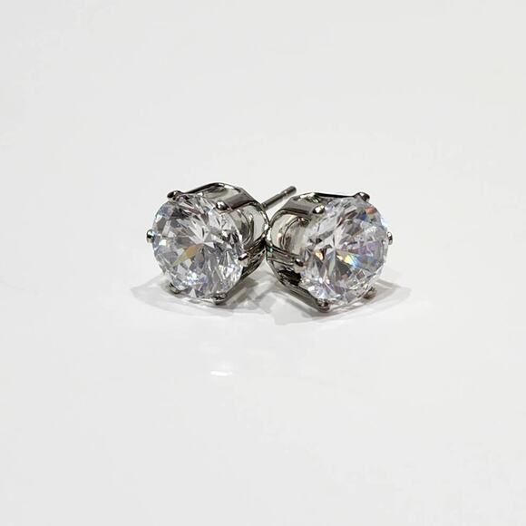 Beautiful Round Cut 4‎ CTW Brilliant Cubic Zirconia Stud Earrings - Picture 1 of 10